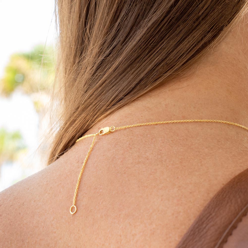 Happy Mother's day Mum. Though we are so far apart. (Everlasting Love necklace)