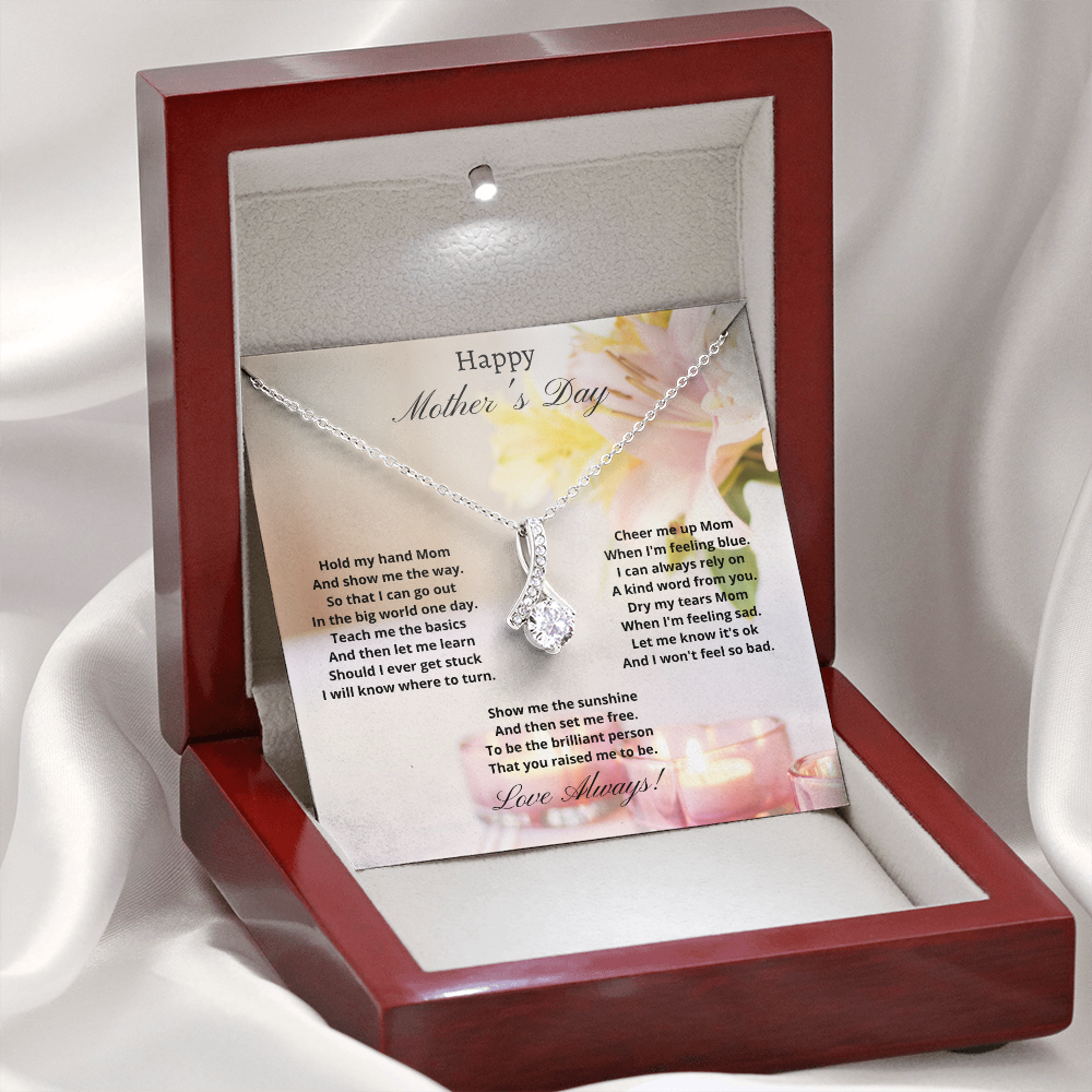 Happy Mother's Day - Hold my hand (Alluring Beauty necklace)
