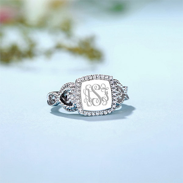 Women's Engraved Classic Monogram Ring